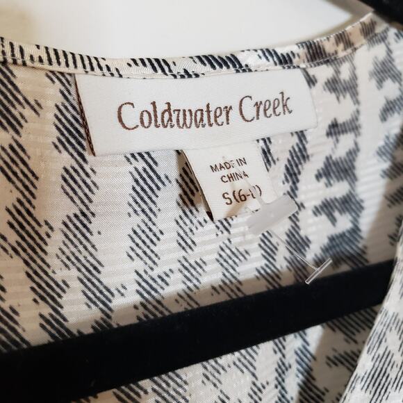 NWOT Coldwater Creek Silky Houndstooth Blouse with Ruffles Size Small (6-8) - Picture 6 of 9